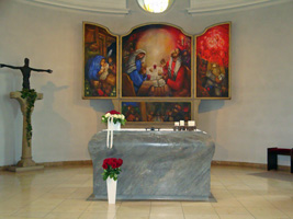 Altar von Sieger Kder in der Kirche in Rosenberg